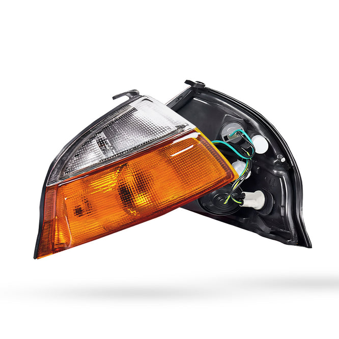 Toyota Hiace SBV H100 / RCH Van (1995 - 2003) Indicator Lamp Corner Lights LH + RH