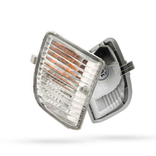 Toyota RAV4 XA20 / CA20 Series 1 (2000 - 2003) Bumper Indicator Lights LH + RH